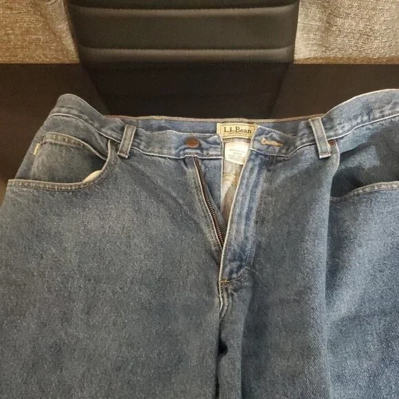 (2) L.L. Bean Relaxed Fit Jeans Men's Blue Denim Size 37 x 29